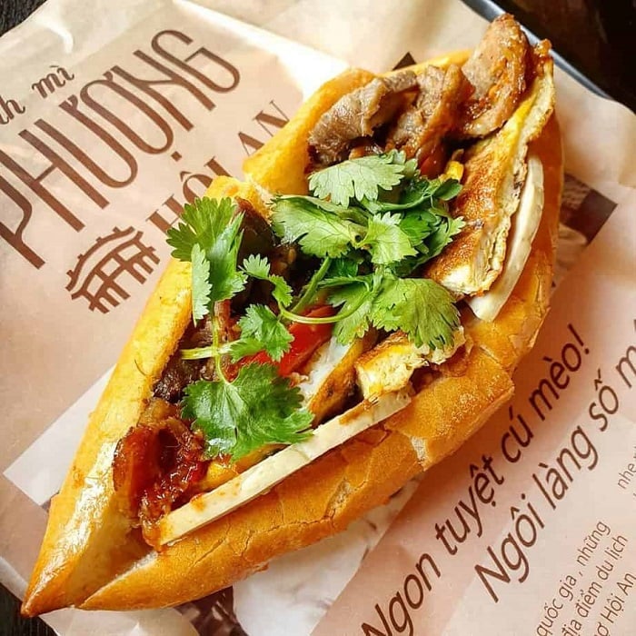 Vietnamese banh mi has come along with Vietnamese immigrants to conquer the people in other countries (Source: Collected)